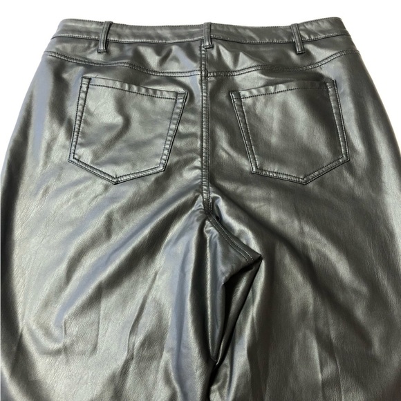 ADDITION Elle Black High Waisted Faux Leather Crop Pants Size 16 - Picture 4 of 13